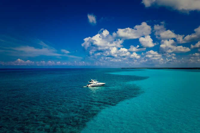 Tulum All Inclusive 4h – Luxury 58' Azimut Yacht - Key points at a glance
