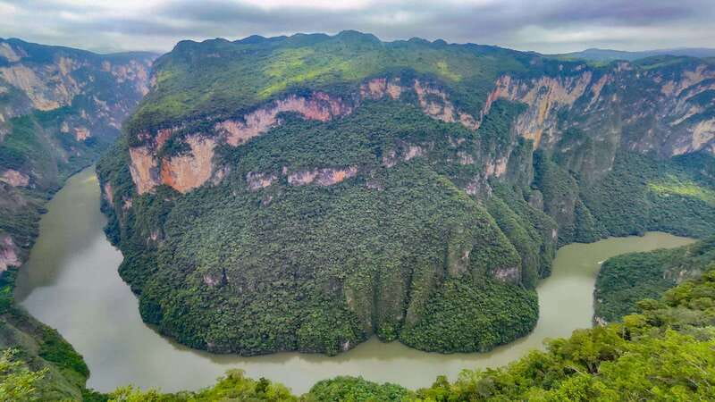 Tuxtla Gutierrez: Sumidero, Chiapa de Corzo and Miradores - Two hours inside Sumidero Canyon