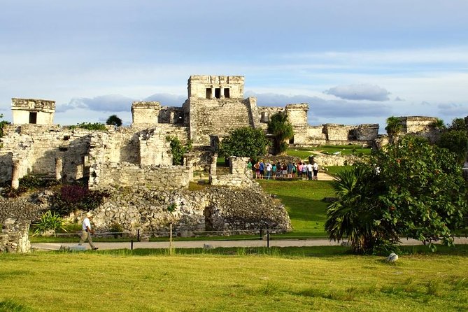 VIP Tulum Private Tour - Tulum ruins: 90 minutes with a guide, then 30 minutes alone