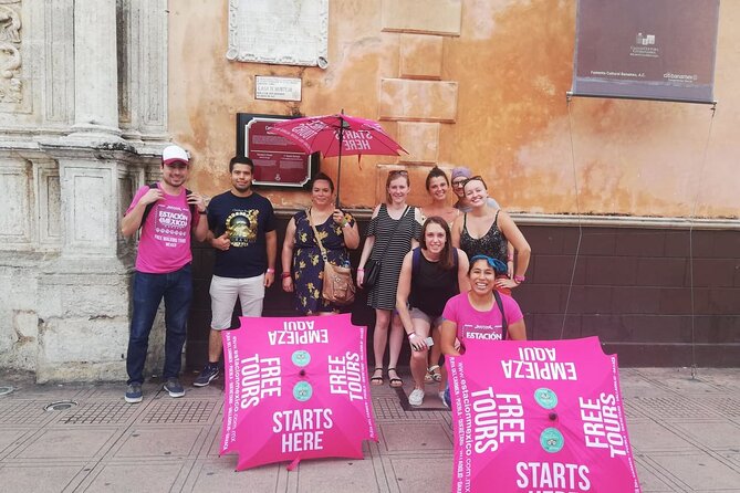 Walking Tour Across the Historic Center in Merida - Santa Lucía Park is a useful finish