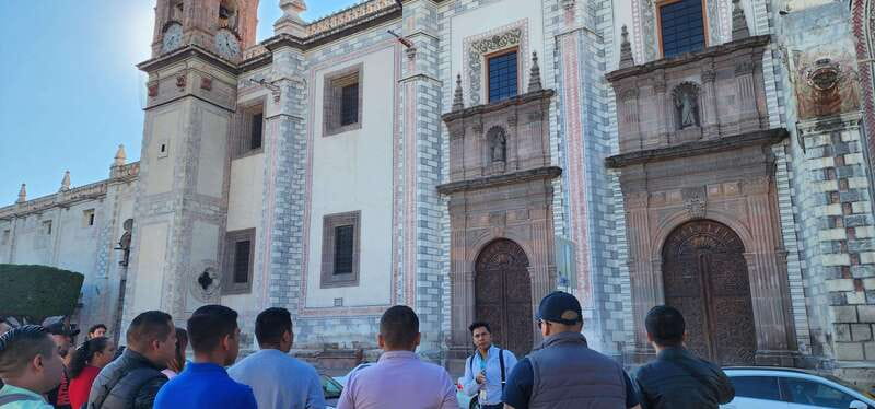 Walking Tour: Temples and Convents (Western Zone) - San Francisco and the First Religious Footprint