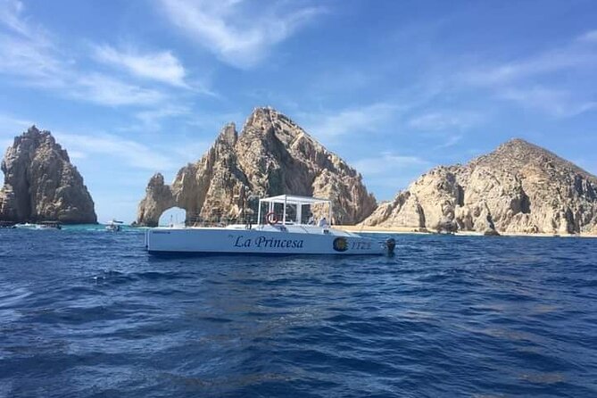 Whale Watching Tour in Los Cabos - Cabo Bay, the Arch, and the first views