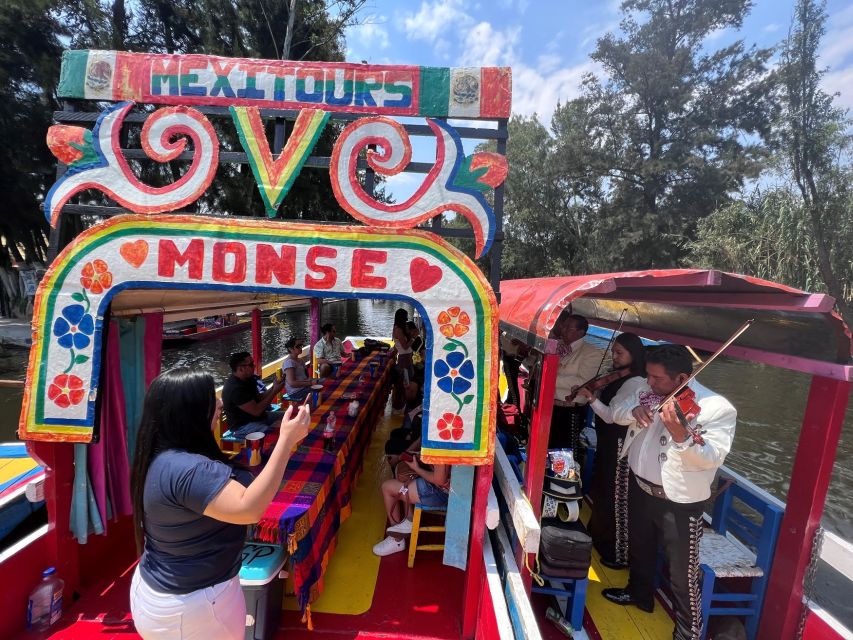 Xochimilco & Colonial Coyoacan Trip - Floating through Xochimilco on a trajinera