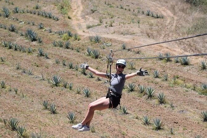 Ziplines and mezcal tasting - Hotel pickup and the ride to the course