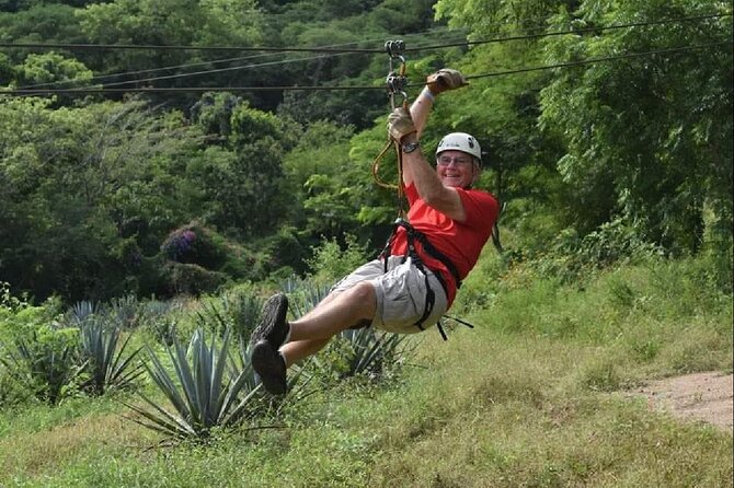 Ziplines and mezcal tasting - Families, couples, and nervous zipliners